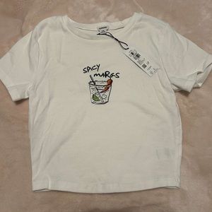 Graphic cropped shirt